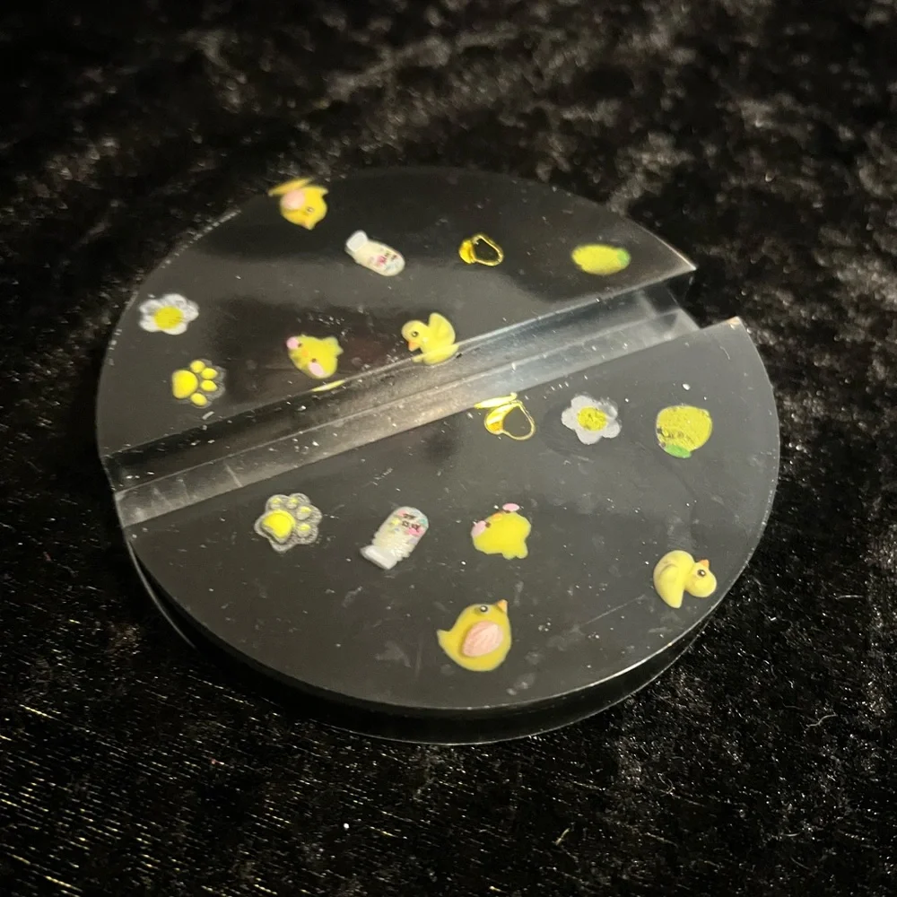 YELLOW PACK - Resin Business Card & Phone Holder – Make Your Desk Stand Out